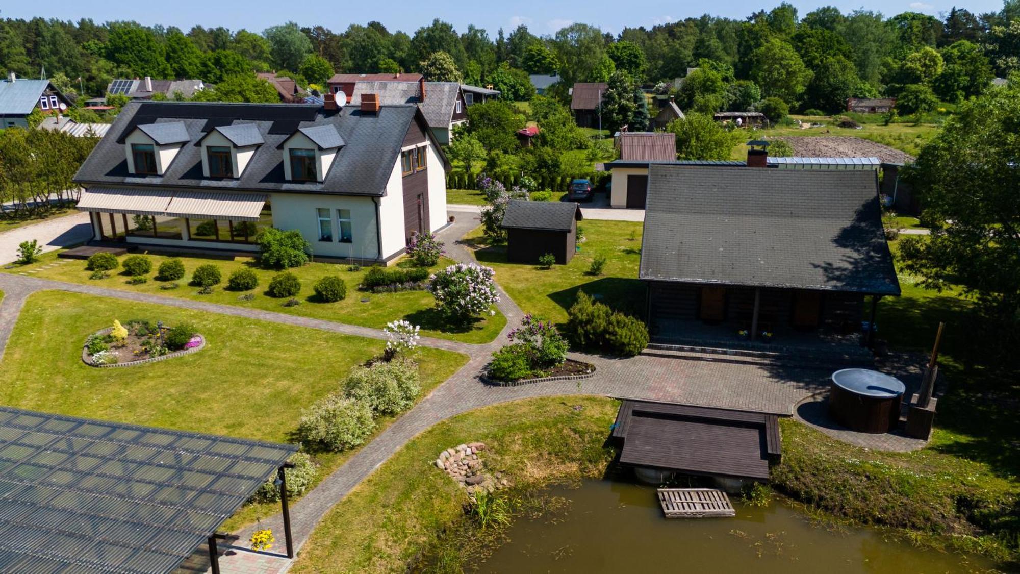 Riteni Kesterciems Exterior photo